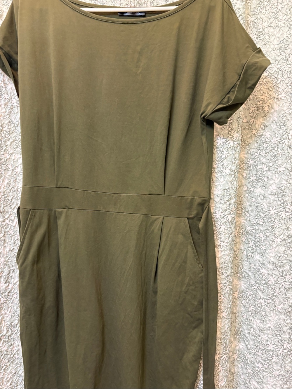 Olive Green Tie-Waist Women’s Dress - Picture 4 of 6